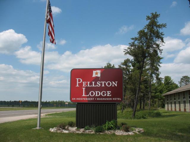 Pellston Lodge ภายนอก รูปภาพ
