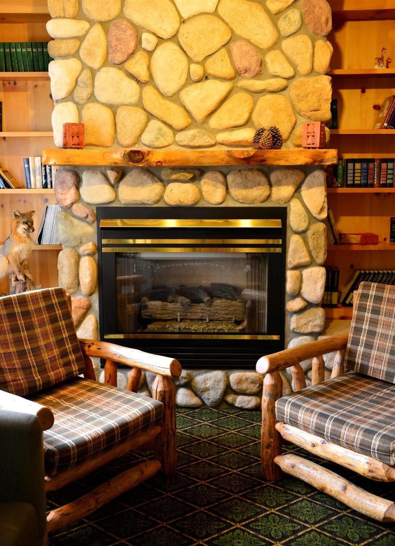 Pellston Lodge ภายนอก รูปภาพ